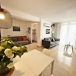 Luminoso Y Magnifico De Playa Apartament
